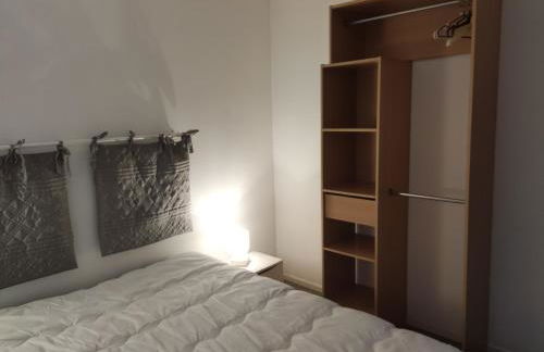 APPARTEMENT AU CALME AVEC PISCINE ET PARKING dans résidence securisée - Foto 8