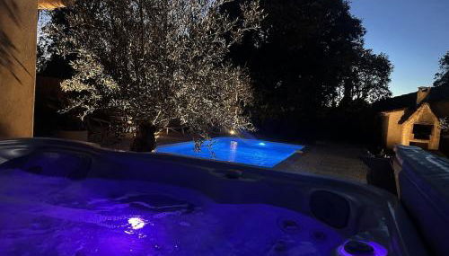 Havre de paix avec piscine & spa - proche Ventoux - Foto 2, Garden, Garden view