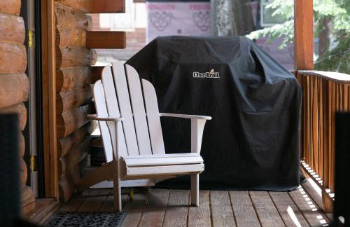 Majestic Log A Frame by Lake, Loft & Deck - Foto 35