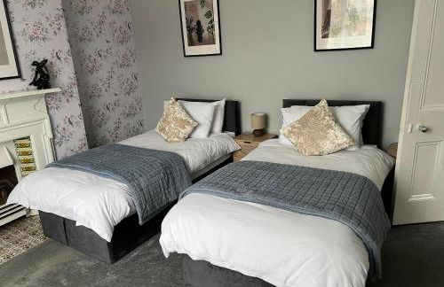 Spacious 7-Bedroom Victorian House - Foto 4