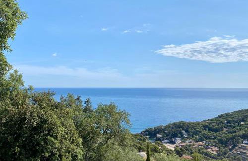 Espectaculares vistas al mar en chalet con piscina - Foto 5