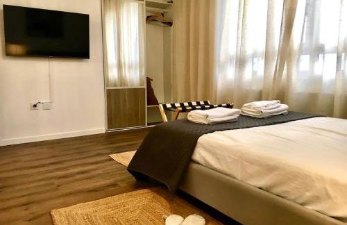 Premium Comfort-2 Suites-Part-Dieu-Parking-Netflix - Photo 19