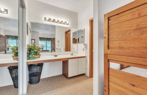 7 Springs Ski & Mountain Adventure Condo 2 Bedroom Condo by RedAwning - Foto 54