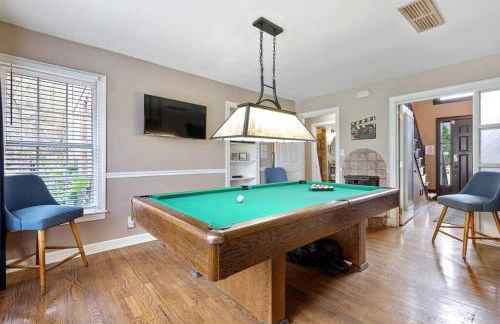 Peaceful Historic Villa with Hot Tub & Pool near Downtown Nashville, Tennessee - Photo 39