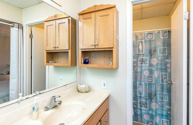 Buried Treasure by Silver Sands Vacation Rentals - Photo 23