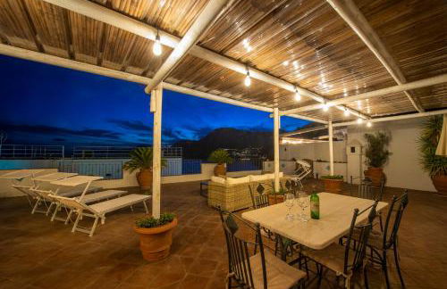 Casa Ella with Private Parking - Foto 27