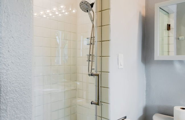 Movie Colony Oasis - Peaceful Walk to Downtown - Foto 53