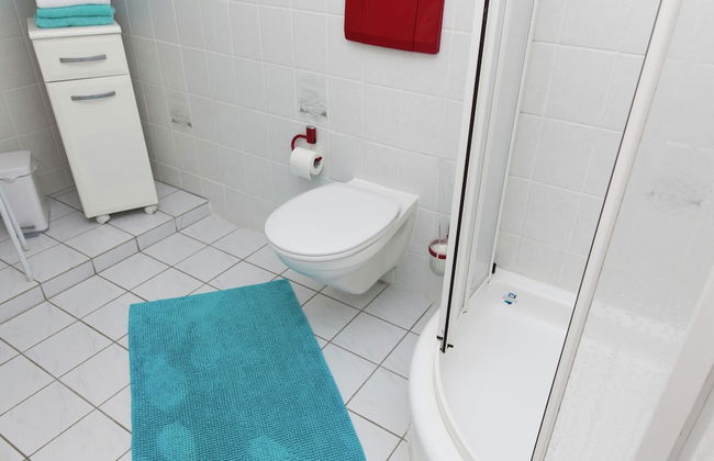 Cozy Apartment in Niederehe Eifel near Forest - Photo 13