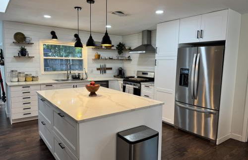 Family Fun 3-bedroom house with gym, games, toys, outdoor hangout and coffee - Foto 25