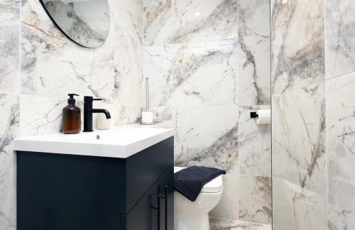 Chic 2 Bed Flat near Central Cardiff - Photo 20