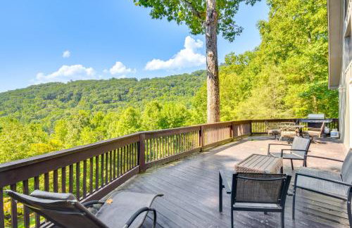 Mountain Cabin with Covered Decks and Fire Pit! - Foto 30