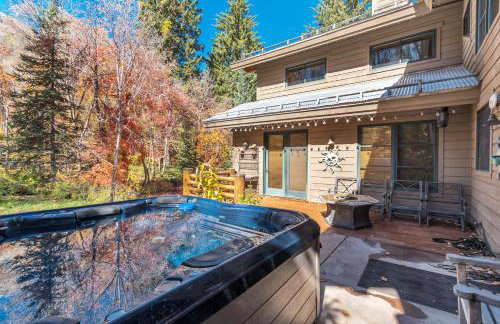 Sundance Splendor- 5-Bed Cabin Oasis with Majestic Mountain Views - Foto 4