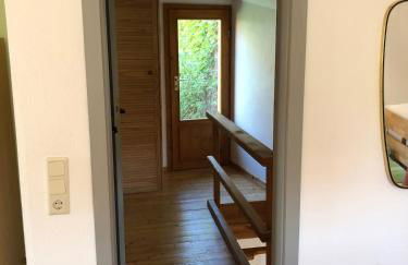 Pretty half-timbered cottage on romantic yard - Foto 27