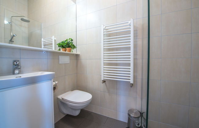 Sunnuhlid Apartment B - Photo 14