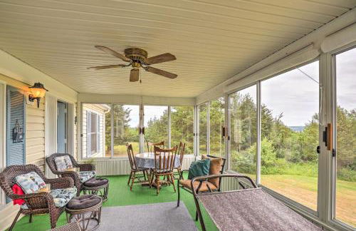 Finger Lakes Retreat with Sunroom, Fire Pit and BBQ! - Foto 1