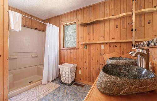 Cinders Whispering Waters and Wilderness Escape - Foto 26