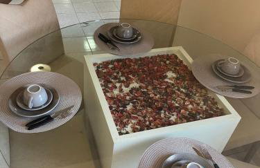 Apto amplo no Coração de Barreiras 3 Quartos 4 Banheiros Comporta até 7 hóspedes 157m2 - Photo 4