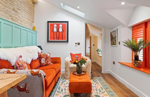 Mushroom Cottage - Photo 2