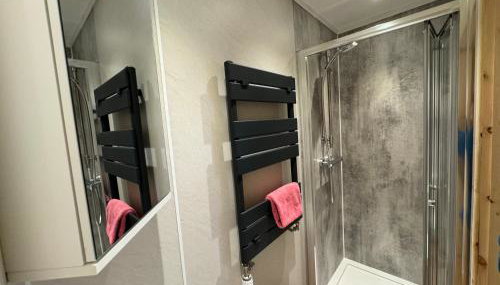 Bonawe House Holiday Cottages - Foto 3, Shower