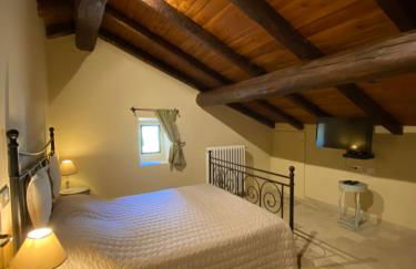 Tenuta Folesano Wine Estate 13th century - Photo 4