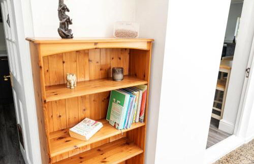 Northfield Cottage, Games & Arcade Room, Dog Friendly HS2, NEC, BHX, M42, Family Gatherings, Contractors, Hot Tube Hire Optional - Foto 36