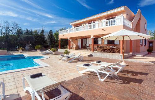 Villa close to Ibiza Town Sleeps 12 - Photo 9