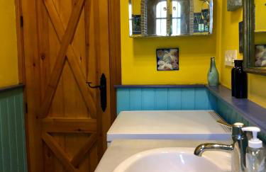 Marvellous Malaga Mediterranean and Mountain Views - Photo 27