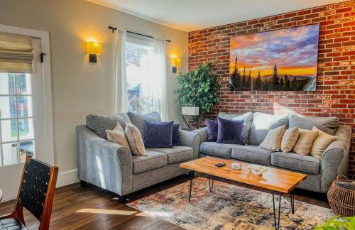 9 Min Walk to Pearl Street - Downtown Boulder - Photo 1