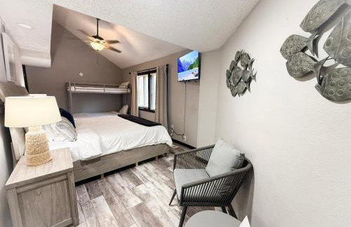 Lakefront Home-3BD25BADockGrillFirepitPool - Foto 29