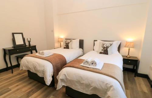 The Annex - Photo 15