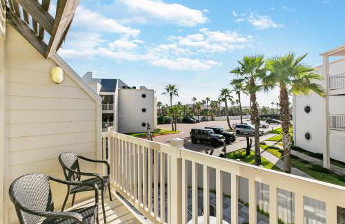 Upscale Modern Villa Private w Terrace in Bahia Mar Beachfront Resort, Heated Pool! - Photo 17