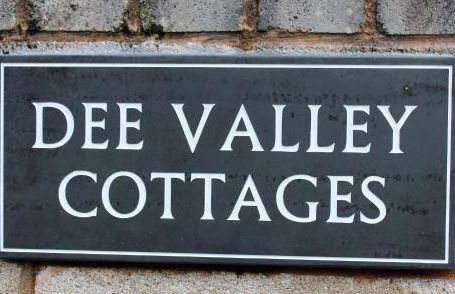 Dee Valley Cottages - Photo 7