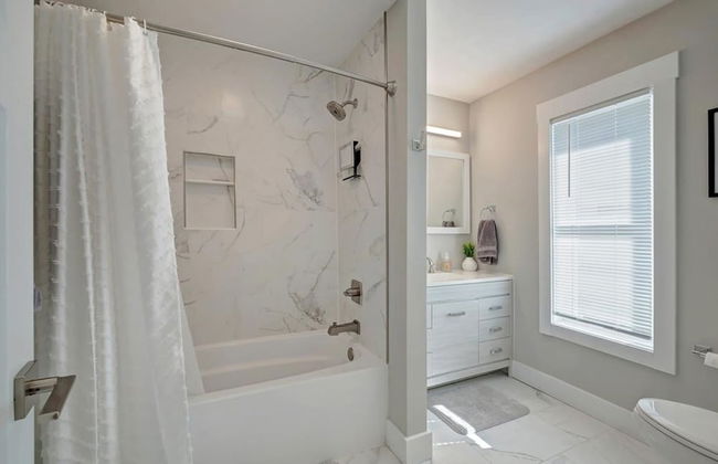 Fall Festivities - 4BR Home by IU Stadium Bloomington Bliss - Foto 6