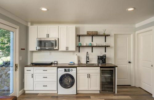 Luxe 4BR Mtn Retreat With Stunning Views Near Ski AndHikes - Foto 20