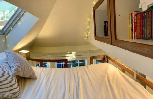 Adorable Cozy House with Parking and Loft! - Foto 47