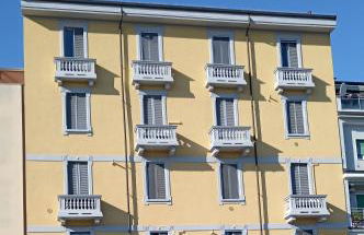 Domus Cassinis Metro and trains at your doorstep - Foto 13