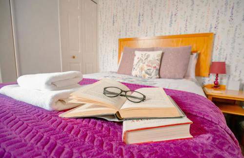 Purple Cloud Cosy 4 bed Cottage with Garden Parking Pet-Friendly - Foto 43