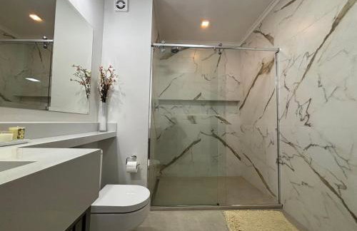 ENB1129 Flat Super Moderno com AC no Centro de SBC - Foto 6