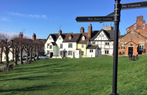 34 The Green - Photo 3