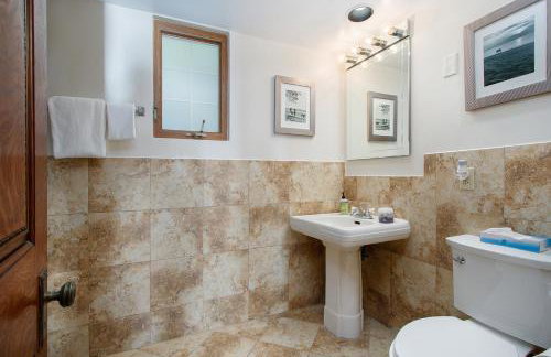 Lake Michigan Retreat - Photo 12