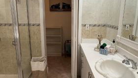 Close to the beach, in a quiet neighborhood - Foto 5