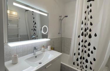 Seafront - beautiful flat with aircon and comfortable loggia - Foto 20