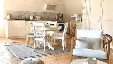 Charmant F2 Atypique Coutances centre - Foto 4