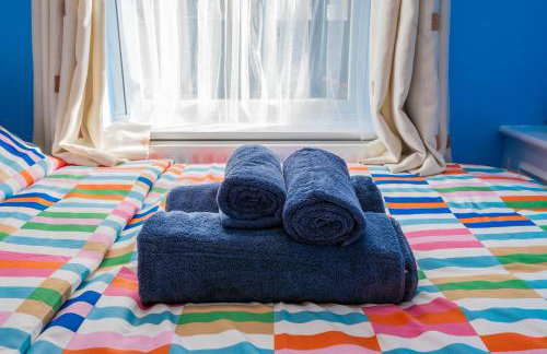 Huge 4 BR, 30s to Tube, 3 Bath & Gym Gear - Foto 28