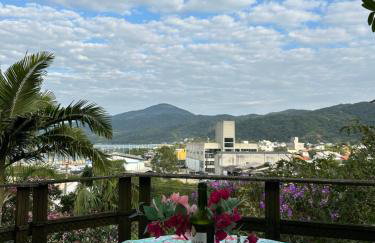 Casa de Praia em Bombinhas com Vista 3 quartos - Photo 9