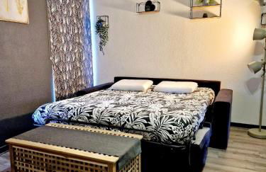 Le DrômArdèchois - Gîte meublé Ardèche - WIFI Parking - Écolodgîte Drôme ardèche - Foto 13