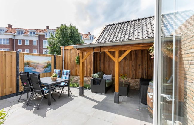 Holiday Home Westkapelle Near Beach - Photo 1