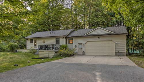 Charming Thompsonville Home with On-Site River! - Foto 3