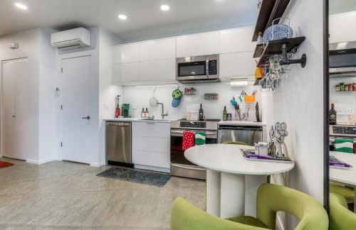 Modern Artist Loft Canvases Coffee and Comfort - Foto 5