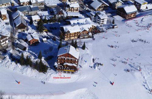 Chalet Beausoleil 4 étoiles - jacuzzi - au pied des pistes - domaine les sybelles - Photo 3